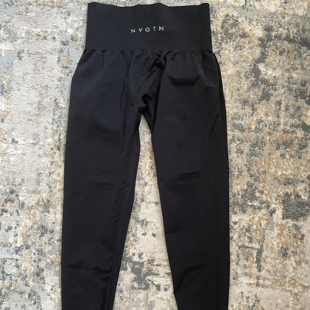 NVTGN LEGGINGS LIKE NEW